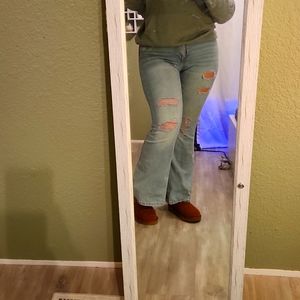 Flarred ripped jeans